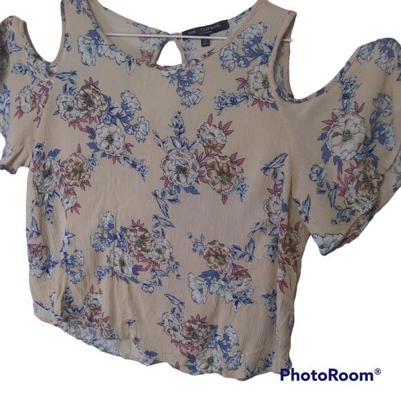 ONE CLOTHING Cold Shoulder Cropped Top Yellow Size M - Picture 2 of 8